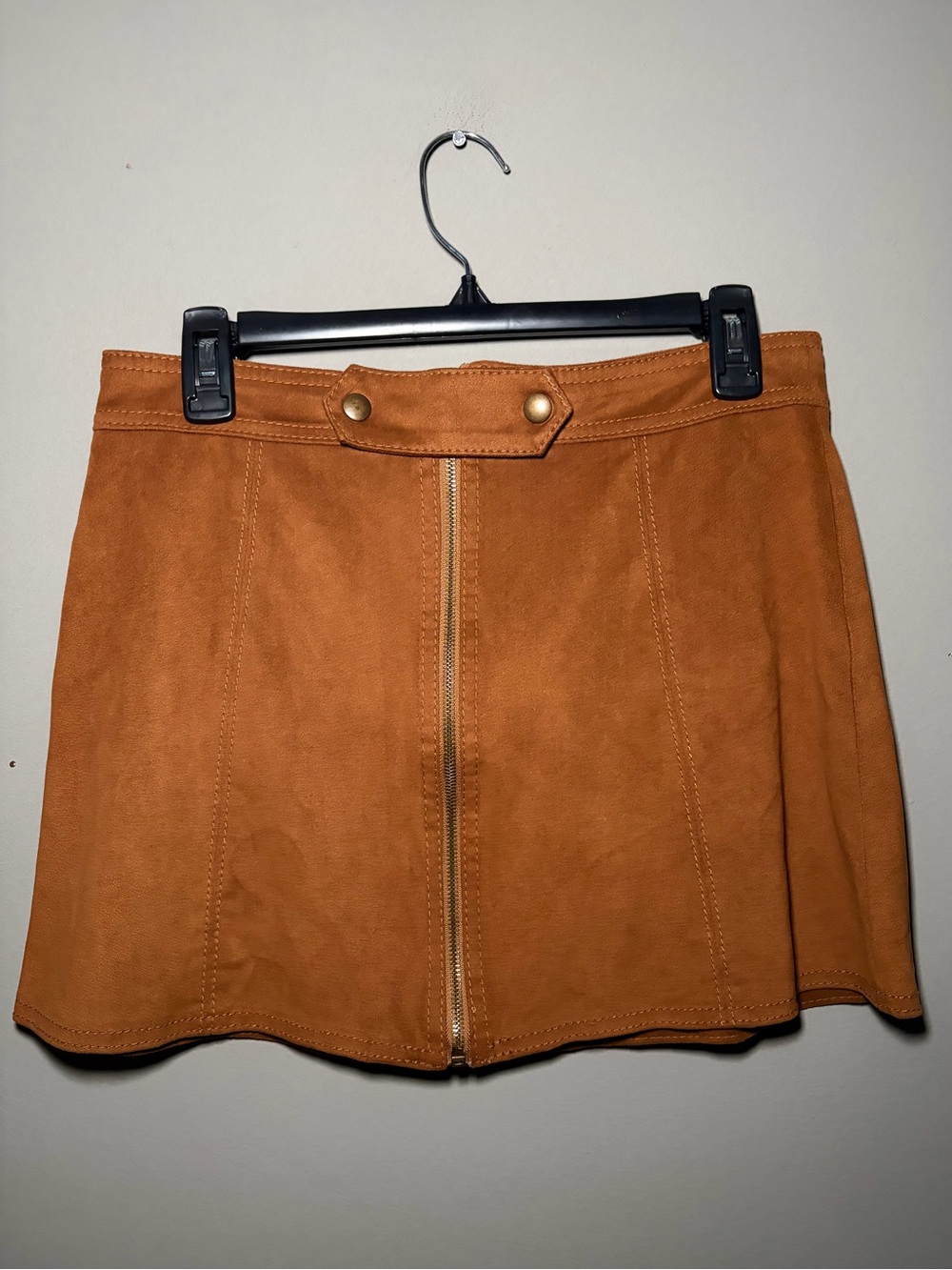 American Eagle Cognac Brown Faux Suede Mini Skirt Size 6 Full Zip Fall Western